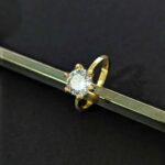 Beautiful Classic Design 6 Claw Setting Rings Flower Basket Golden Ring for girls / women Beautiful Luxury ring