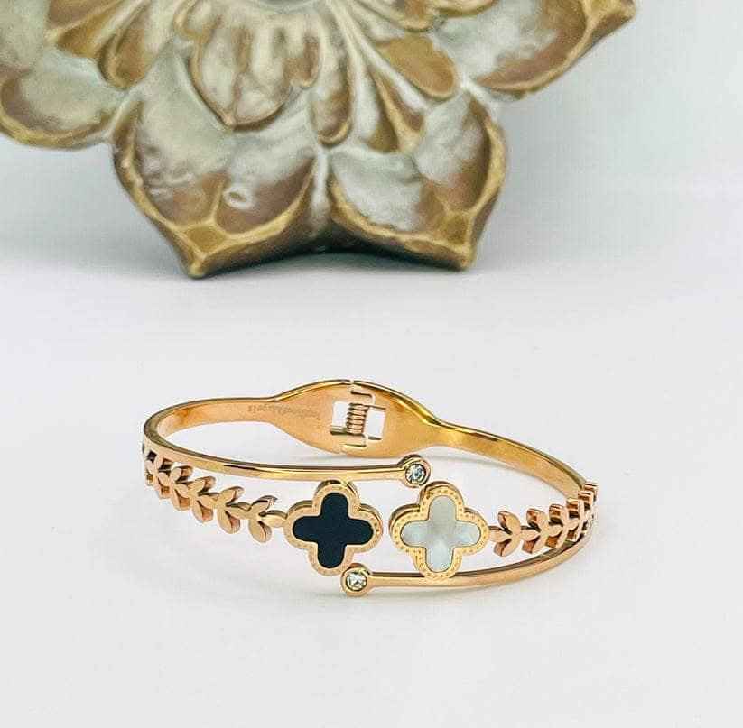 Black and White Stainless Steel Clover Lux