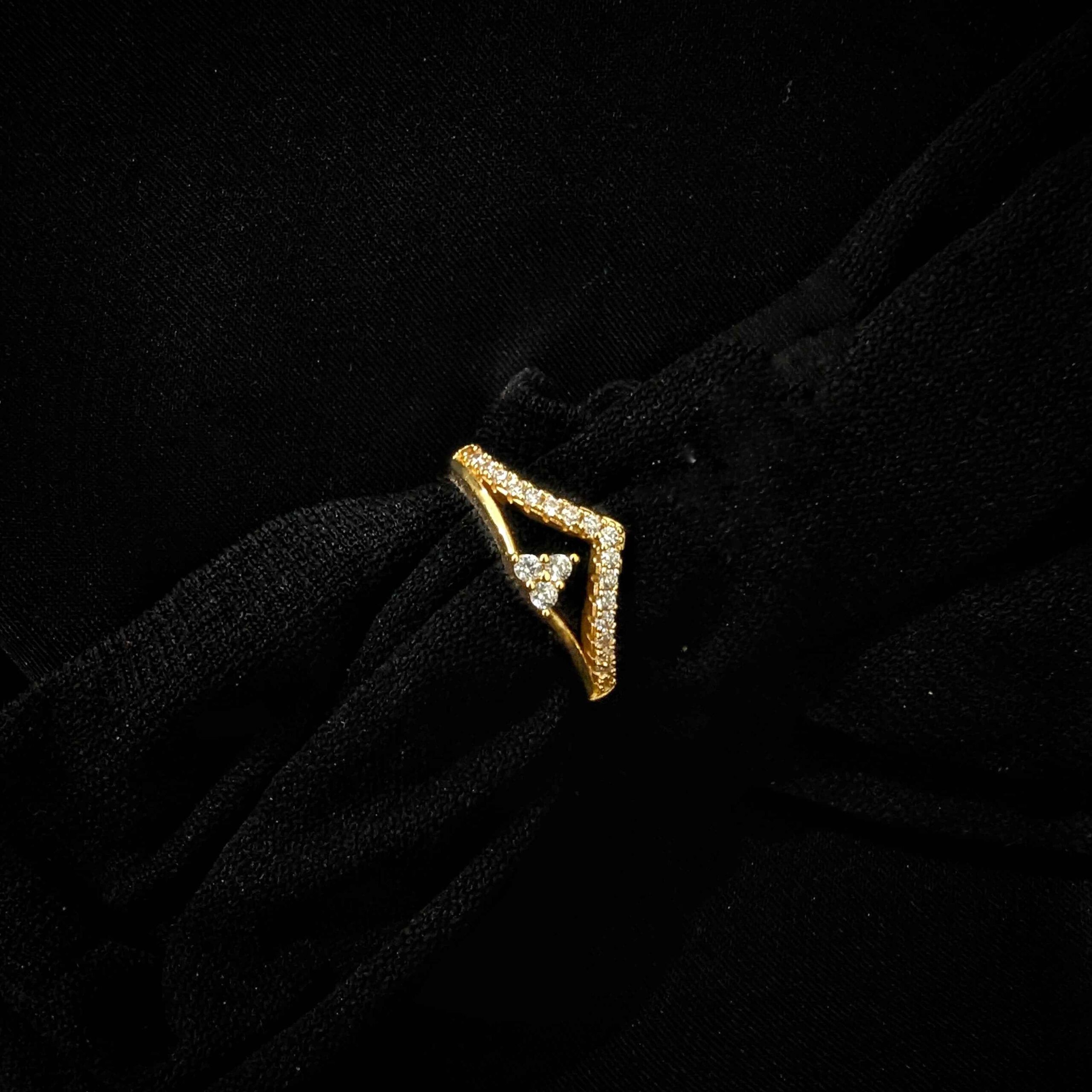 Beautiful V shaped Zircon Fashion Ring for girls / women for everyday or party wear