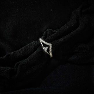 Beautiful V shaped Zircon Fashion Ring for girls / women for everyday or party wear