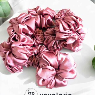 Rosy Ruffle Scrunchies