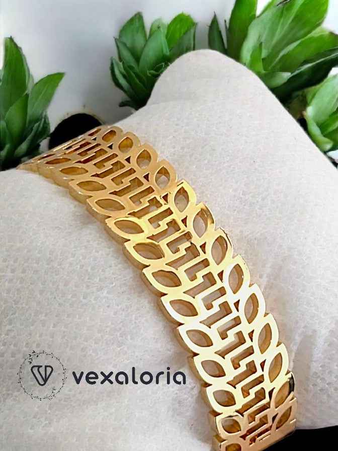 Leafy Glamour Chick Bracelet / Cuff