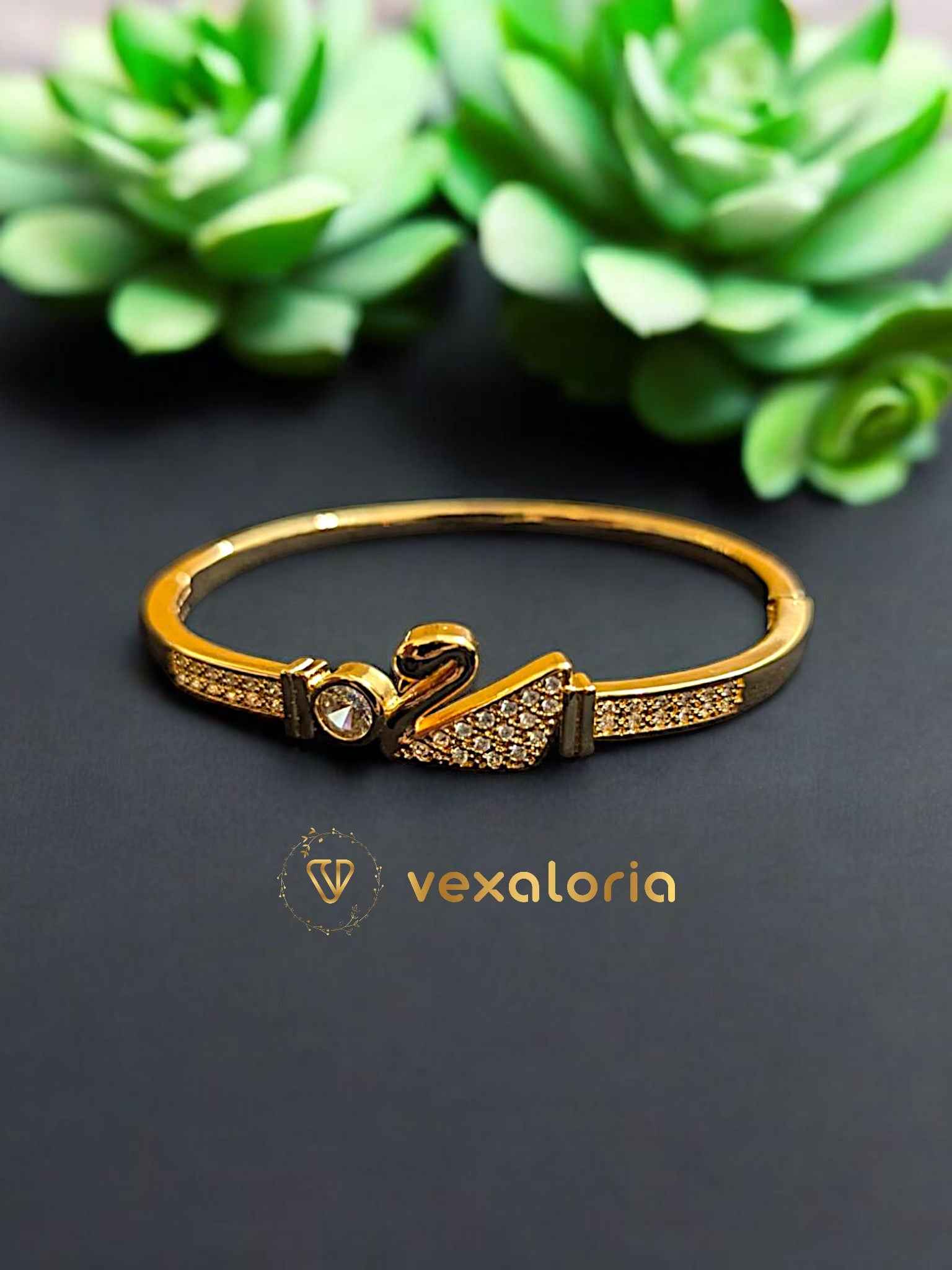 Swan Bracelets High Quality gold Plated Fashion Jewelry Cuff Bracelet Women Girls Gifts
