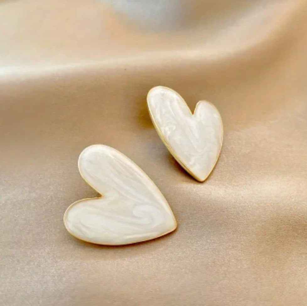 WhatsAppImage2025-02-28at12.20.31_48be44c5 Heart Shape Design Golden Earrings