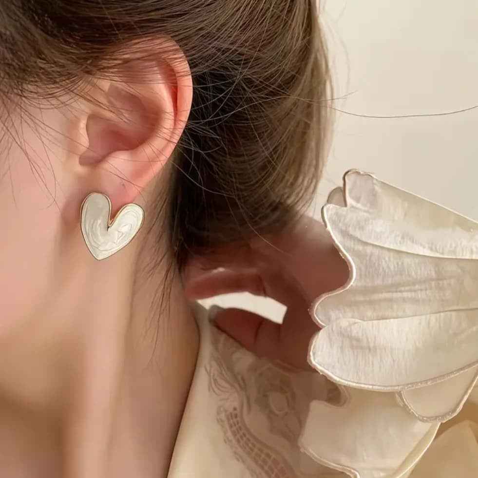 WhatsAppImage2025-02-28at12.20.32_9cde7c62 Heart Shape Design Golden Earrings