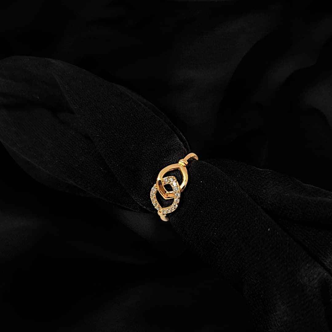 Vintage glamor Zircon Fashion Ring in Silver and golden for girls / women for everyday use